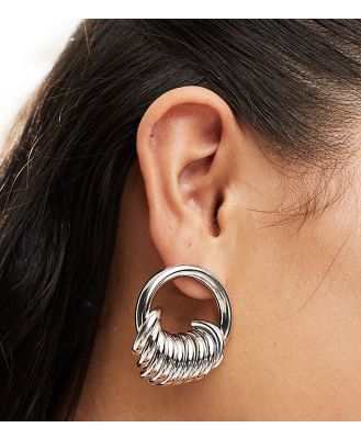 DesignB London chunky grunge stud earrings in silver-Gold