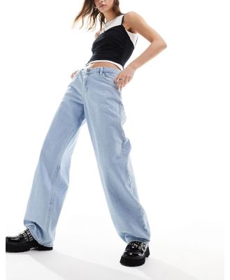 Dr Denim Hill low waist relaxed fit wide straight leg jeans in pebble superlight retro-Blue