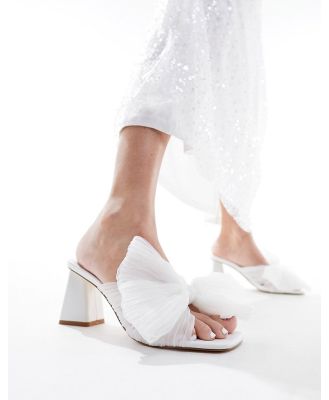 Forever New Bridal raffia bow mules in ivory-White
