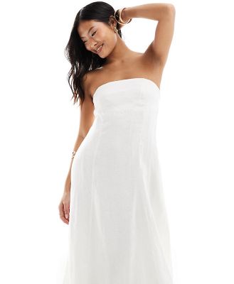 Forever New Petite bandeau linen midaxi dress with pockets in white