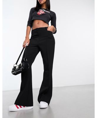 Forever New Selena pintuck tailored flare pants in black