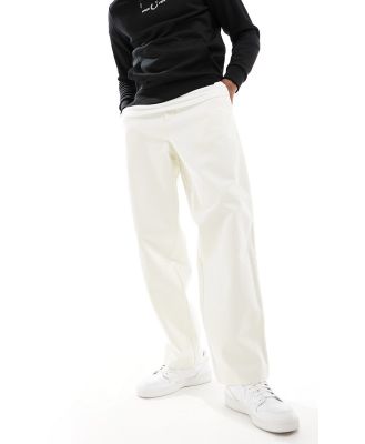 Fred Perry cord pants in ecru-White