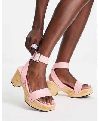 Glamorous summer clog sandals in pink