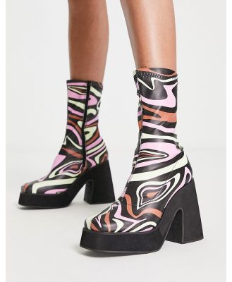 Heartbreak chunky platform sock boots in marble print-Multi