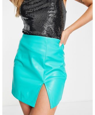 Heartbreak PU mini skirt with side split in cyan-Blue