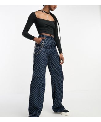 Heartbreak Tall wide leg cargo pants with detachable chain in blue grid print-Black