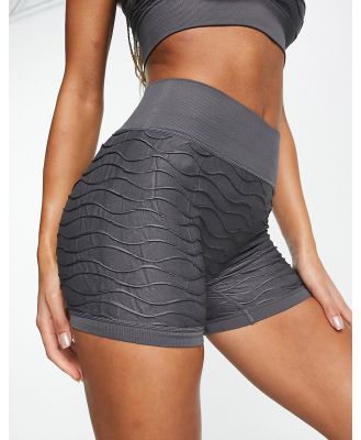 HIIT seamless booty shorts in textured charcoal-Grey