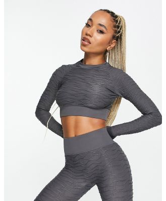 HIIT seamless long sleeve crop top in textured charcoal-Grey