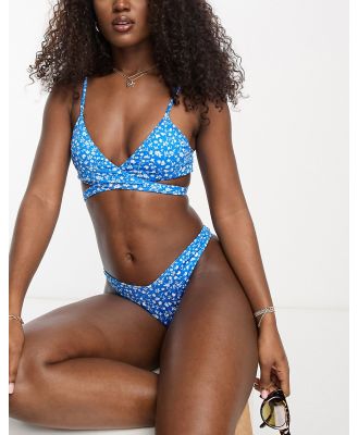 Hollister crossover bikini top in blue floral (part of a set)