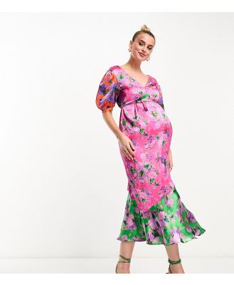 Hope & Ivy Maternity contrast print satin midi dress in pink-Multi