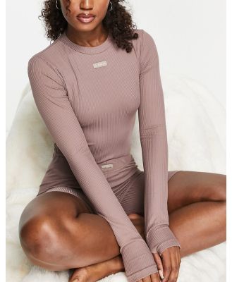 Il Sarto lounge ribbed bodysuit and shorts set in brown