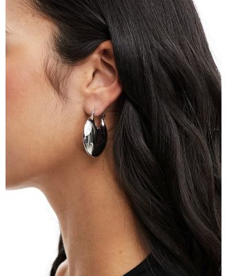 Image Gang Zakaya chunky hoop earrings in silver