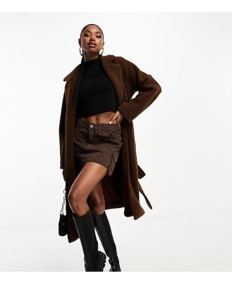 In The Style exclusive borg longline belted coat in chocolate-Brown