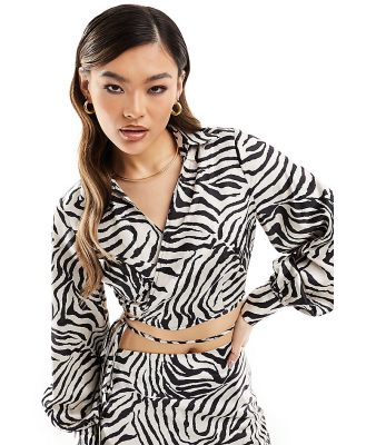 In The Style exclusive satin tie waist shirt in zebra (part of a set)-Black