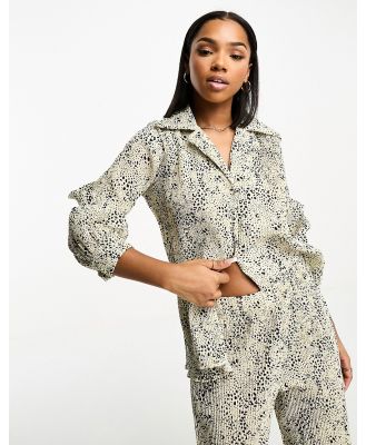 In The Style plisse shirt in snake print (part of a set)-Multi