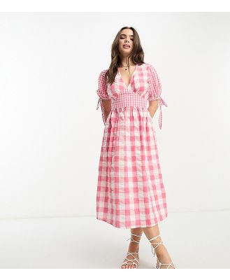 Influence Petite cotton poplin mixed gingham midi dress in pink