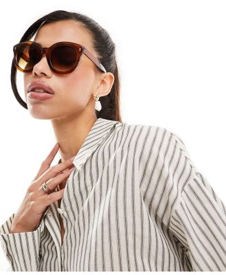Jeepers Peepers oversized round sunglasses in brown