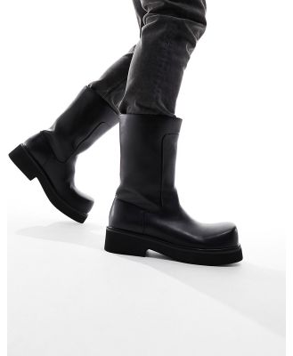 KOI The General oversized tall boots in black