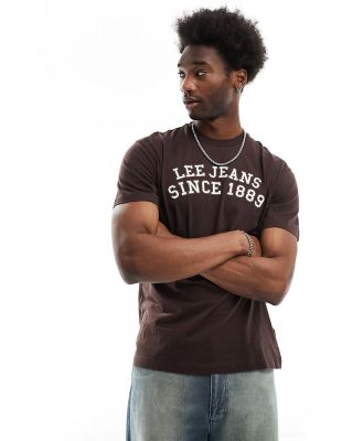 Lee arc front logo relaxed fit t-shirt in brown