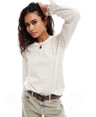 Lee Jeans long sleeve tee in white and oatmeal stripe-Neutral