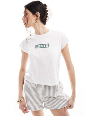 Levi's Authentic t-shirt with box tab logo in white