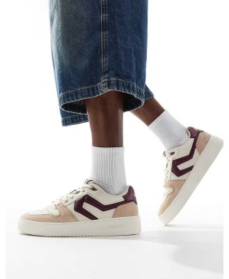 Levi's Glide L chunky sneakers with patch logo in beige and red