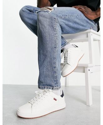 Levi's Piper sneakers in white with red tab