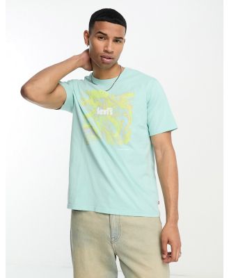 Levi's t-shirt in blue with chest placement print logo