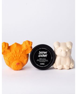 LUSH Cosy Christmas Bath and Body Dream Cream Kit-No colour