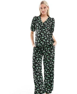 Mamalicious Maternity relaxed under the bump pants in palm flower print (part of a set)-Black