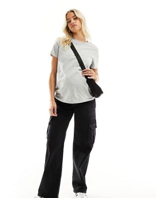 Mamalicious Maternity wide leg cargo jeans in black