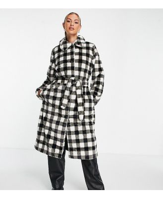 Missguided faux fur oversized coat in gingham-Multi