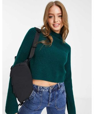 Monki ribbed knitted sweater in forest green-White