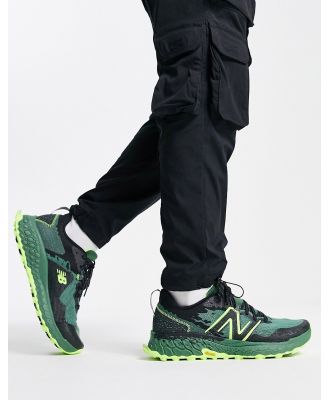 New Balance Running Hierro Gore-Tex trail trainers in navy and khaki-Multi