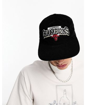 New Era Chicago Bulls Champions corduroy cap in black