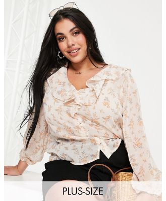 New Look Curve frill button front blouse in peach ditsy print-Navy