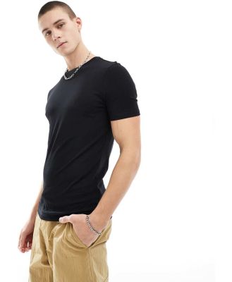 New Look muscle fit t-shirt in black