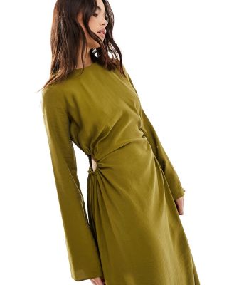 Nobody's Child Lianne cut out long sleeve midaxi dress in green