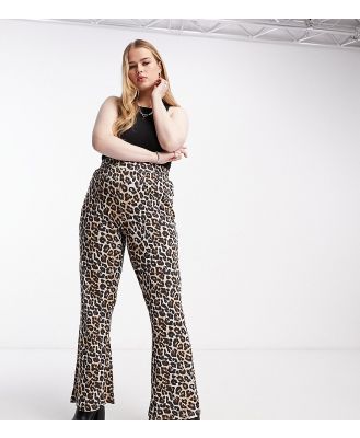 Noisy May Curve flared pants in leopard print-Multi