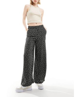 & Other Stories wide leg pants in black and white floral print-Multi