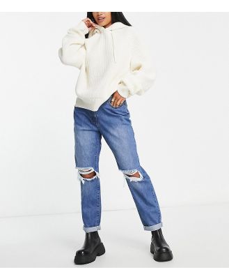 Parisian Petite ripped mom jeans in mid blue