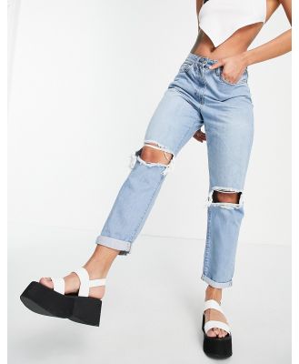 Parisian ripped mom jeans in light blue