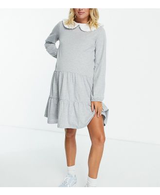 PIECES Maternity tiered smock dress with prairie collar in light grey