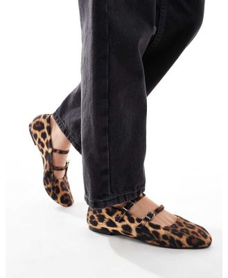 Pull & Bear mary jane ballet pumps in leopard-Brown