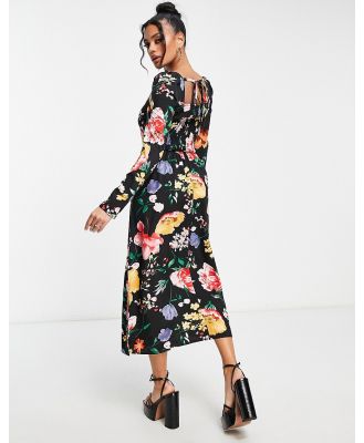 QED London square neck ruched bust tie back midi dress in large floral print-Multi