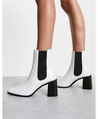 RAID Kennedi mid heel chelsea boots in white