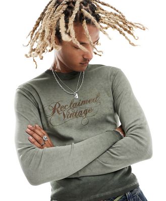 Reclaimed Vintage long sleeve muscle fit t-shirt with print in khaki acid wash-Yellow