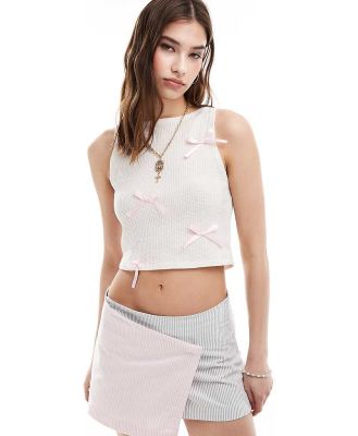 Reclaimed Vintage Revived x Glass Onion cropped tank top with bows-White