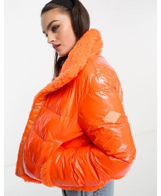 Replay puffer jacket in orange