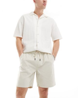 River Island pull on shorts in light beige-Neutral